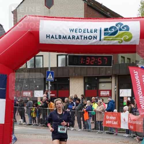 04.05.2025 - 8. Wedeler Halbmarathon Felixshl http://msf.ph/oto/7817732 04.05.2025 11:32:55 Ziel 33, 446, 696, 968, 1092, 1160 meine-sportfotos.de