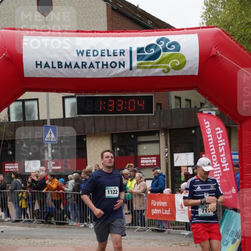 04.05.2025 - 8. Wedeler Halbmarathon Felixshl http://msf.ph/oto/7817749 04.05.2025 11:33:02 Ziel 446, 615, 711, 729, 968, 1040, 1122 meine-sportfotos.de