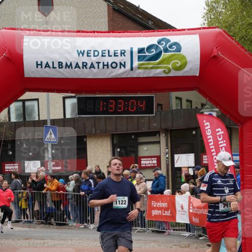 04.05.2025 - 8. Wedeler Halbmarathon Felixshl http://msf.ph/oto/7817750 04.05.2025 11:33:02 Ziel 446, 615, 711, 729, 968, 1040, 1122 meine-sportfotos.de