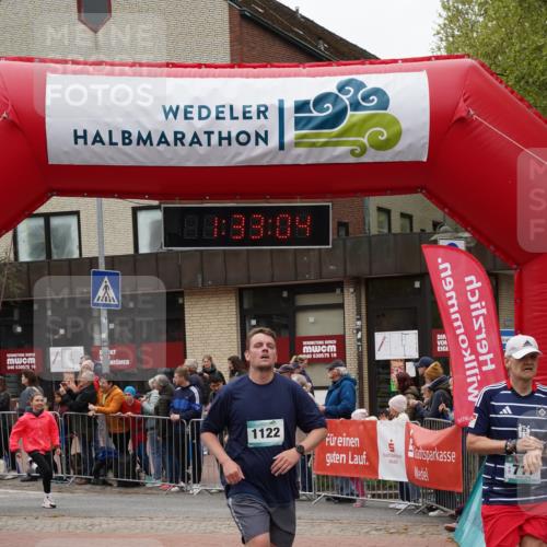 04.05.2025 - 8. Wedeler Halbmarathon Felixshl http://msf.ph/oto/7817751 04.05.2025 11:33:02 Ziel 446, 615, 711, 729, 968, 1040, 1122 meine-sportfotos.de