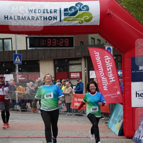 04.05.2025 - 8. Wedeler Halbmarathon Felixshl http://msf.ph/oto/7817798 04.05.2025 11:33:27 Ziel 878, 890, 1090 meine-sportfotos.de