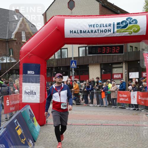 04.05.2025 - 8. Wedeler Halbmarathon Felixshl http://msf.ph/oto/7817804 04.05.2025 11:33:30 Ziel 785, 878, 890, 1090 meine-sportfotos.de