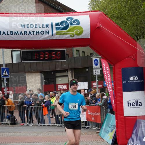04.05.2025 - 8. Wedeler Halbmarathon Felixshl http://msf.ph/oto/7817833 04.05.2025 11:33:48 Ziel 336, 916, 1134 meine-sportfotos.de