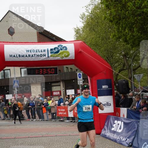 04.05.2025 - 8. Wedeler Halbmarathon Felixshl http://msf.ph/oto/7817835 04.05.2025 11:33:48 Ziel 336, 916, 1134 meine-sportfotos.de