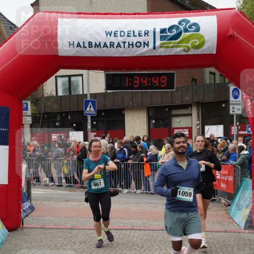 04.05.2025 - 8. Wedeler Halbmarathon Felixshl http://msf.ph/oto/7817910 04.05.2025 11:34:47 Ziel 513, 652, 678, 967, 1059, 1206 meine-sportfotos.de