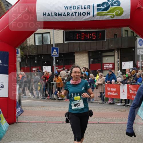 04.05.2025 - 8. Wedeler Halbmarathon Felixshl http://msf.ph/oto/7817915 04.05.2025 11:34:49 Ziel 513, 678, 967, 1059 meine-sportfotos.de