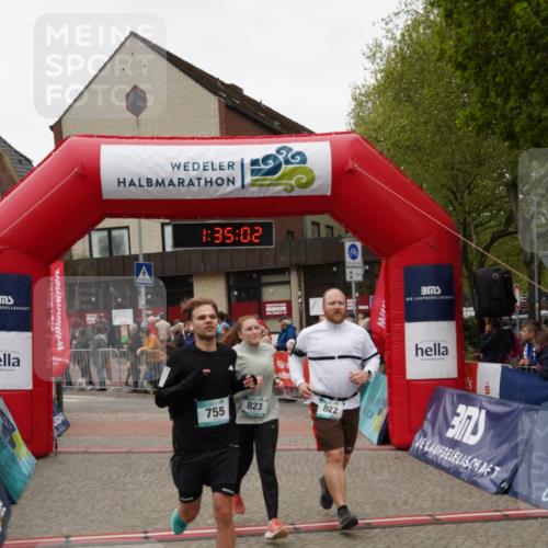 04.05.2025 - 8. Wedeler Halbmarathon Felixshl http://msf.ph/oto/7817936 04.05.2025 11:35:00 Ziel 662, 755, 793, 822, 823, 1103 meine-sportfotos.de
