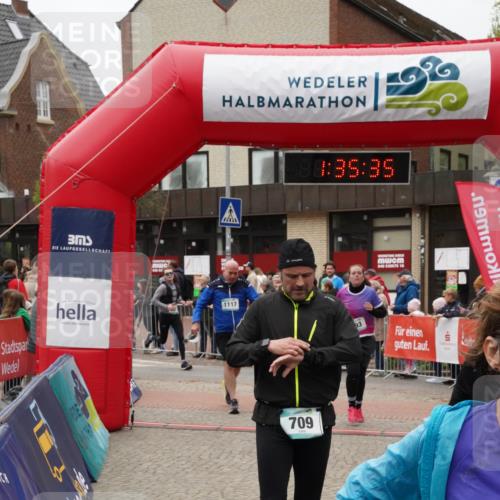 04.05.2025 - 8. Wedeler Halbmarathon Felixshl http://msf.ph/oto/7817996 04.05.2025 11:35:33 Ziel 565, 637, 709, 893, 947, 964, 965, 1046, 1117 meine-sportfotos.de