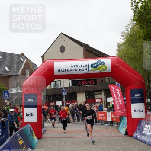 04.05.2025 - 8. Wedeler Halbmarathon Felixshl http://msf.ph/oto/7818012 04.05.2025 11:35:43 Ziel 87, 202, 753, 775, 1132 meine-sportfotos.de