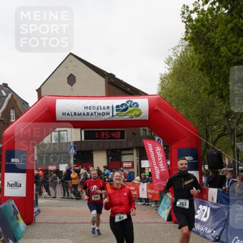 04.05.2025 - 8. Wedeler Halbmarathon Felixshl http://msf.ph/oto/7818018 04.05.2025 11:35:46 Ziel 87, 202, 259, 753, 775, 1132 meine-sportfotos.de