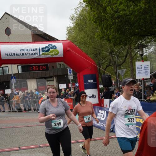 04.05.2025 - 8. Wedeler Halbmarathon Felixshl http://msf.ph/oto/7818050 04.05.2025 11:36:02 Ziel 115, 245, 411, 533, 645, 715, 736, 892 meine-sportfotos.de