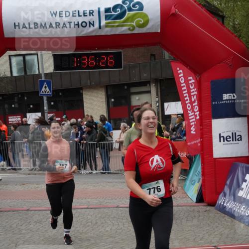 04.05.2025 - 8. Wedeler Halbmarathon Felixshl http://msf.ph/oto/7818067 04.05.2025 11:36:24 Ziel 31, 397, 563, 666, 767, 776, 831 meine-sportfotos.de