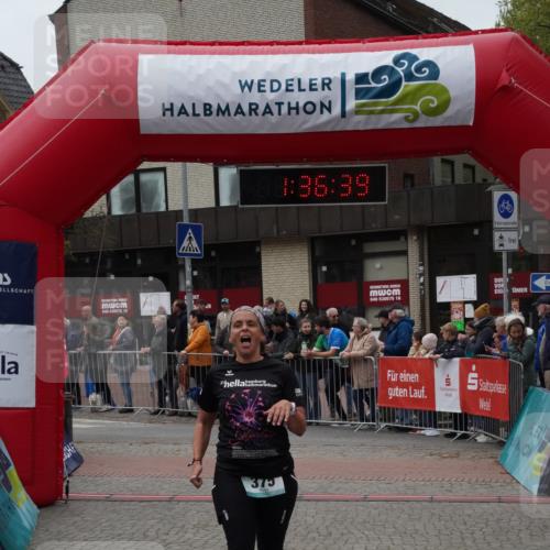 04.05.2025 - 8. Wedeler Halbmarathon Felixshl http://msf.ph/oto/7818093 04.05.2025 11:36:37 Ziel 375 meine-sportfotos.de