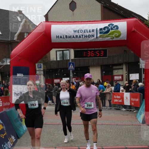 04.05.2025 - 8. Wedeler Halbmarathon Felixshl http://msf.ph/oto/7818114 04.05.2025 11:36:51 Ziel 290, 393, 1020, 1048 meine-sportfotos.de