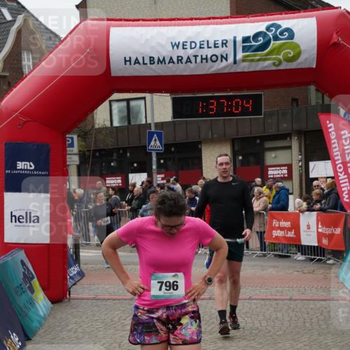 04.05.2025 - 8. Wedeler Halbmarathon Felixshl http://msf.ph/oto/7818129 04.05.2025 11:37:02 Ziel 25, 30, 594, 654, 796, 1028, 1109, 1141 meine-sportfotos.de