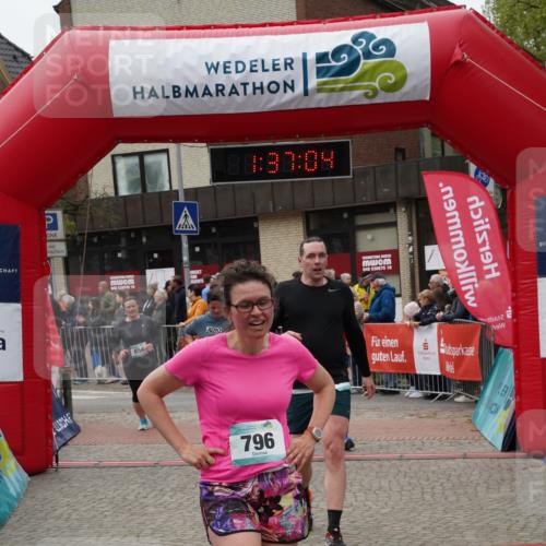 04.05.2025 - 8. Wedeler Halbmarathon Felixshl http://msf.ph/oto/7818133 04.05.2025 11:37:02 Ziel 25, 30, 594, 654, 796, 1028, 1109, 1141 meine-sportfotos.de