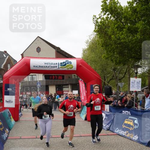 04.05.2025 - 8. Wedeler Halbmarathon Felixshl http://msf.ph/oto/7818174 04.05.2025 11:37:34 Ziel 436, 777, 806, 889, 961, 1165, 1175 meine-sportfotos.de