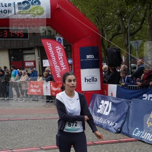 04.05.2025 - 8. Wedeler Halbmarathon Felixshl http://msf.ph/oto/7818199 04.05.2025 11:37:43 Ziel 436, 672, 752, 1175 meine-sportfotos.de