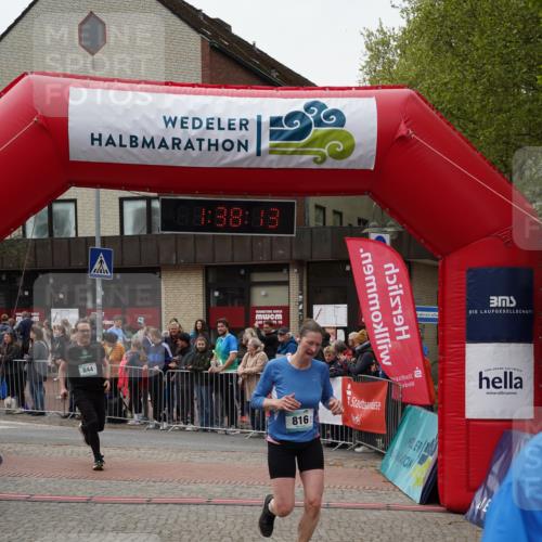 04.05.2025 - 8. Wedeler Halbmarathon Felixshl http://msf.ph/oto/7818237 04.05.2025 11:38:11 Ziel 816, 844, 920 meine-sportfotos.de
