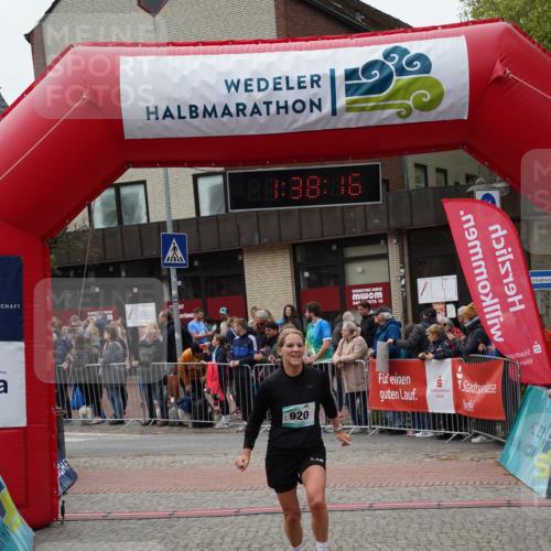 04.05.2025 - 8. Wedeler Halbmarathon Felixshl http://msf.ph/oto/7818247 04.05.2025 11:38:14 Ziel 816, 844, 920 meine-sportfotos.de