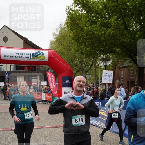 04.05.2025 - 8. Wedeler Halbmarathon Felixshl http://msf.ph/oto/7818273 04.05.2025 11:38:25 Ziel 346, 475, 524, 604, 769, 874, 971, 1073, 1167 meine-sportfotos.de
