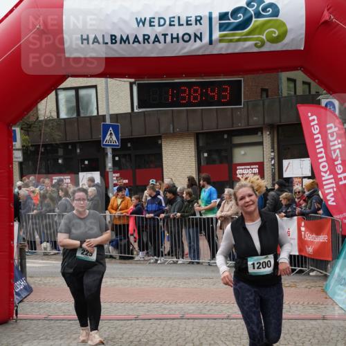 04.05.2025 - 8. Wedeler Halbmarathon Felixshl http://msf.ph/oto/7818306 04.05.2025 11:38:41 Ziel 225, 737, 1146, 1200 meine-sportfotos.de