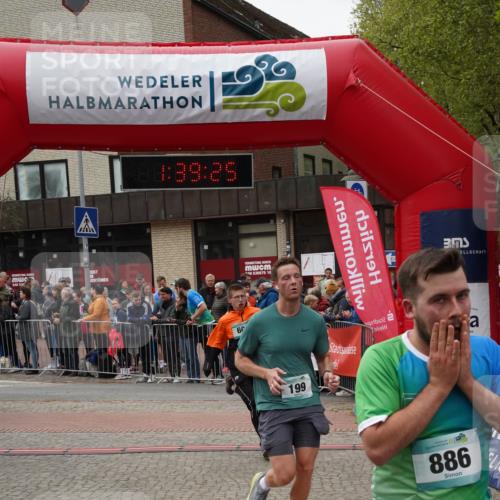 04.05.2025 - 8. Wedeler Halbmarathon Felixshl http://msf.ph/oto/7818377 04.05.2025 11:39:23 Ziel 89, 199, 495, 607, 886 meine-sportfotos.de