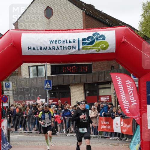 04.05.2025 - 8. Wedeler Halbmarathon Felixshl http://msf.ph/oto/7818435 04.05.2025 11:40:12 Ziel 69, 624, 1001 meine-sportfotos.de