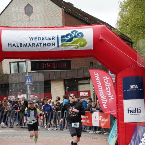 04.05.2025 - 8. Wedeler Halbmarathon Felixshl http://msf.ph/oto/7818437 04.05.2025 11:40:12 Ziel 69, 624, 1001 meine-sportfotos.de