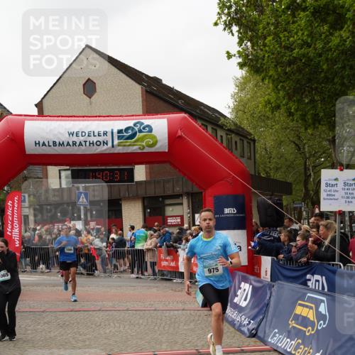 04.05.2025 - 8. Wedeler Halbmarathon Felixshl http://msf.ph/oto/7818460 04.05.2025 11:40:29 Ziel 975, 1009, 1065, 1085 meine-sportfotos.de