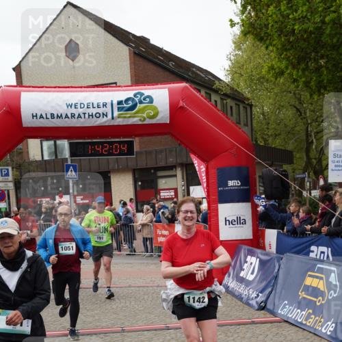04.05.2025 - 8. Wedeler Halbmarathon Felixshl http://msf.ph/oto/7818591 04.05.2025 11:42:02 Ziel 191, 365, 389, 680, 681, 1051, 1142 meine-sportfotos.de