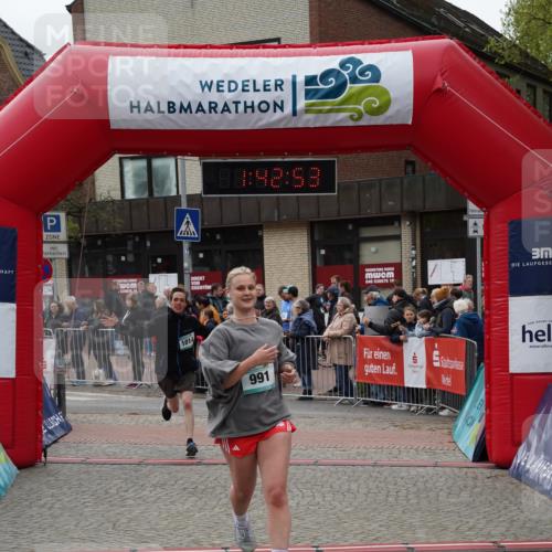04.05.2025 - 8. Wedeler Halbmarathon Felixshl http://msf.ph/oto/7818659 04.05.2025 11:42:51 Ziel 991, 1014 meine-sportfotos.de