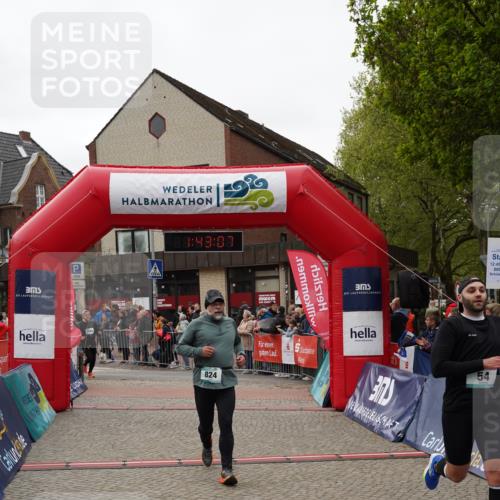 04.05.2025 - 8. Wedeler Halbmarathon Felixshl http://msf.ph/oto/7818682 04.05.2025 11:43:05 Ziel 54, 824, 1080 meine-sportfotos.de