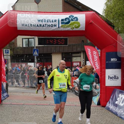 04.05.2025 - 8. Wedeler Halbmarathon Felixshl http://msf.ph/oto/7818749 04.05.2025 11:43:48 Ziel 854, 1155 meine-sportfotos.de