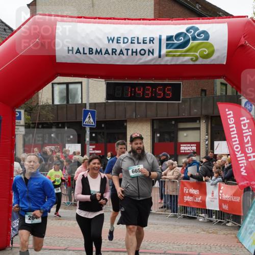 04.05.2025 - 8. Wedeler Halbmarathon Felixshl http://msf.ph/oto/7818757 04.05.2025 11:43:53 Ziel 10, 109, 264, 587, 665, 667, 854 meine-sportfotos.de
