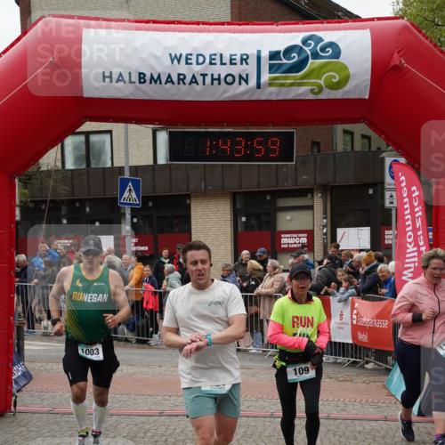 04.05.2025 - 8. Wedeler Halbmarathon Felixshl http://msf.ph/oto/7818766 04.05.2025 11:43:57 Ziel 10, 109, 264, 587, 665, 667, 1003, 1106 meine-sportfotos.de