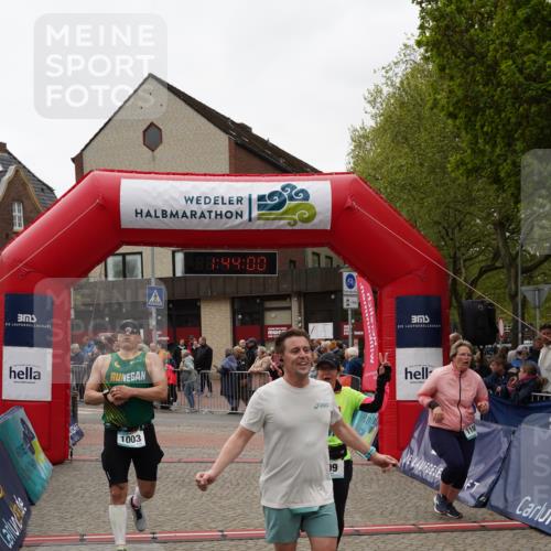 04.05.2025 - 8. Wedeler Halbmarathon Felixshl http://msf.ph/oto/7818769 04.05.2025 11:43:58 Ziel 10, 109, 264, 587, 665, 667, 1003, 1106 meine-sportfotos.de