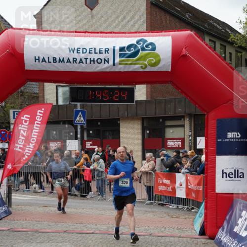 04.05.2025 - 8. Wedeler Halbmarathon Felixshl http://msf.ph/oto/7818874 04.05.2025 11:45:22 Ziel 320, 639 meine-sportfotos.de