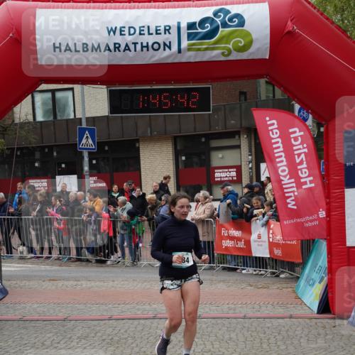 04.05.2025 - 8. Wedeler Halbmarathon Felixshl http://msf.ph/oto/7818920 04.05.2025 11:45:40 Ziel 67, 576, 834 meine-sportfotos.de