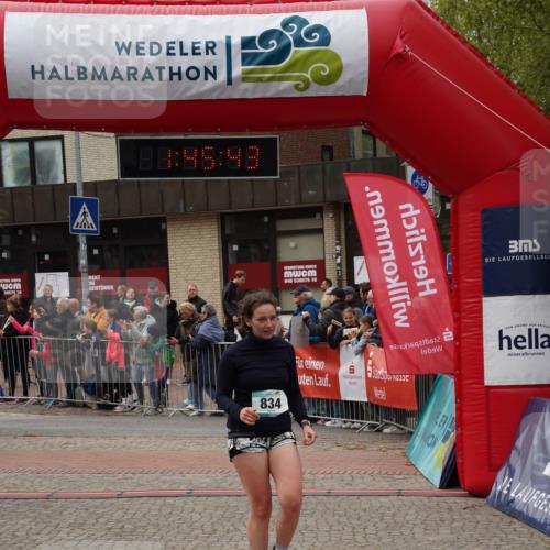04.05.2025 - 8. Wedeler Halbmarathon Felixshl http://msf.ph/oto/7818921 04.05.2025 11:45:41 Ziel 67, 576, 834 meine-sportfotos.de