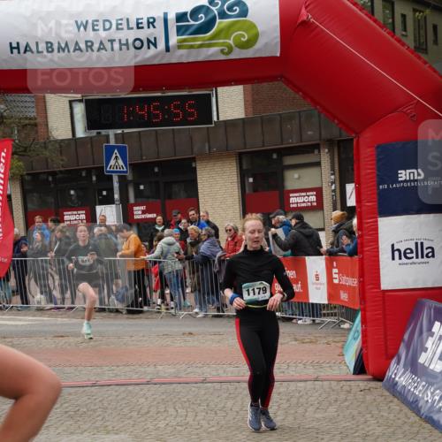 04.05.2025 - 8. Wedeler Halbmarathon Felixshl http://msf.ph/oto/7818945 04.05.2025 11:45:53 Ziel 292, 541, 1179 meine-sportfotos.de