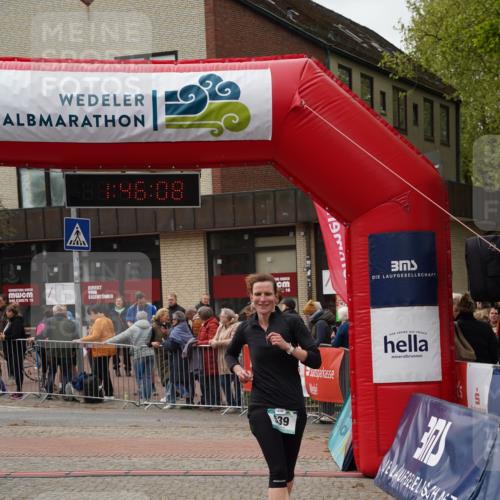 04.05.2025 - 8. Wedeler Halbmarathon Felixshl http://msf.ph/oto/7818963 04.05.2025 11:46:06 Ziel 539 meine-sportfotos.de