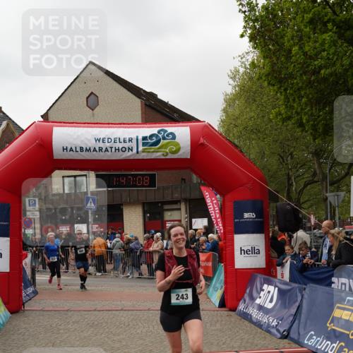 04.05.2025 - 8. Wedeler Halbmarathon Felixshl http://msf.ph/oto/7819039 04.05.2025 11:47:06 Ziel 186, 243, 866, 972 meine-sportfotos.de
