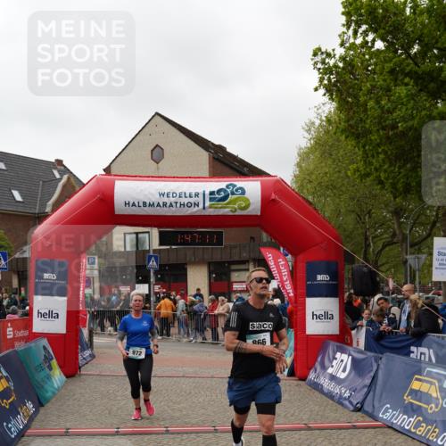 04.05.2025 - 8. Wedeler Halbmarathon Felixshl http://msf.ph/oto/7819048 04.05.2025 11:47:09 Ziel 243, 866, 972 meine-sportfotos.de