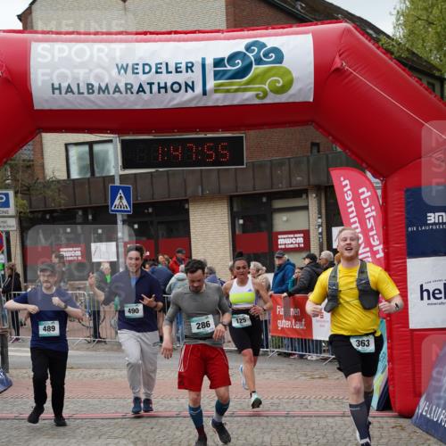 04.05.2025 - 8. Wedeler Halbmarathon Felixshl http://msf.ph/oto/7819107 04.05.2025 11:47:53 Ziel 125, 286, 363, 489, 490, 1187 meine-sportfotos.de