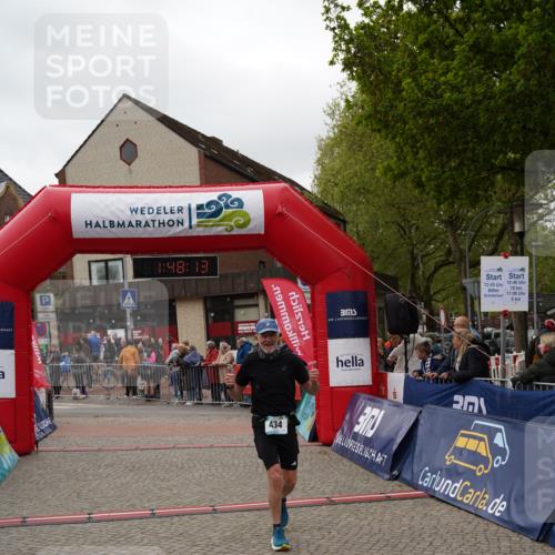 04.05.2025 - 8. Wedeler Halbmarathon Felixshl http://msf.ph/oto/7819134 04.05.2025 11:48:11 Ziel 434, 1083 meine-sportfotos.de
