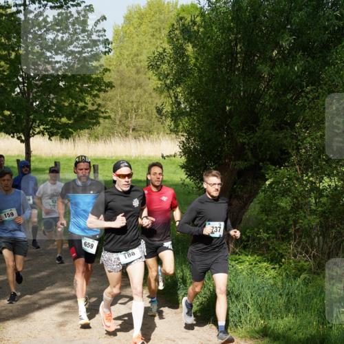 04.05.2025 - 8. Wedeler Halbmarathon Felixshl http://msf.ph/oto/7819206 04.05.2025 10:01:23 Laufen 159, 533, 659, 188, 237 meine-sportfotos.de