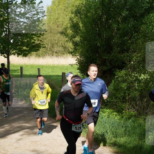 04.05.2025 - 8. Wedeler Halbmarathon Felixshl http://msf.ph/oto/7819236 04.05.2025 10:01:31 Laufen 03, 508, 48, 526 meine-sportfotos.de