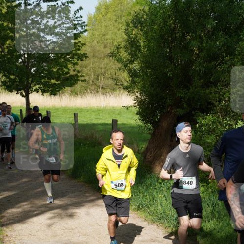 04.05.2025 - 8. Wedeler Halbmarathon Felixshl http://msf.ph/oto/7819238 04.05.2025 10:01:32 Laufen 624, 03, 508, 840, 22 meine-sportfotos.de