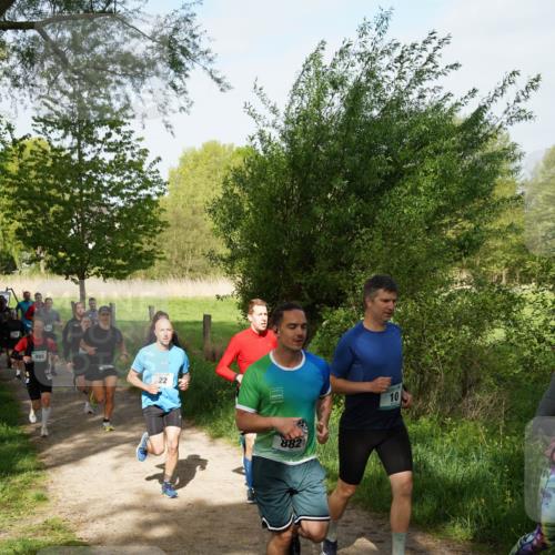 04.05.2025 - 8. Wedeler Halbmarathon Felixshl http://msf.ph/oto/7819259 04.05.2025 10:01:39 Laufen 985, 882, 10 meine-sportfotos.de